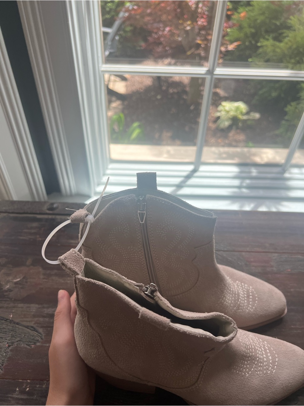 Dolce Vita Shania Bootie - Taupe Suede size 9 - Picture 5 of 5
